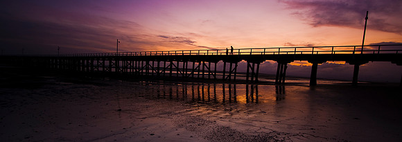 Urangan Pier Sunrise